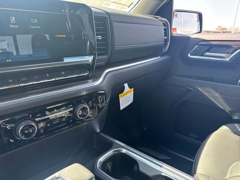 New 2026 Chevrolet Silverado 1500 LT w/ Texas Edition Plus image 18