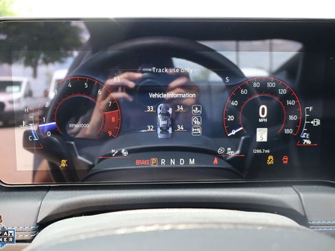 Used 2024 Ford Mustang Dark Horse RWD image 18