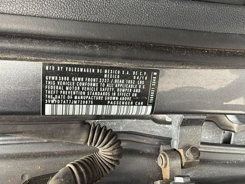 Used 2018 Volkswagen Beetle 2.0T S FWD image 28