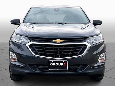 Used 2020 Chevrolet Equinox LS w/ LS Convenience Package image 3
