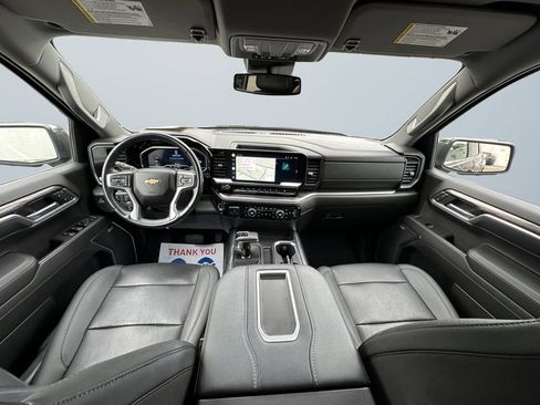 Used 2022 Chevrolet Silverado 1500 LTZ AWD/4WD image 10