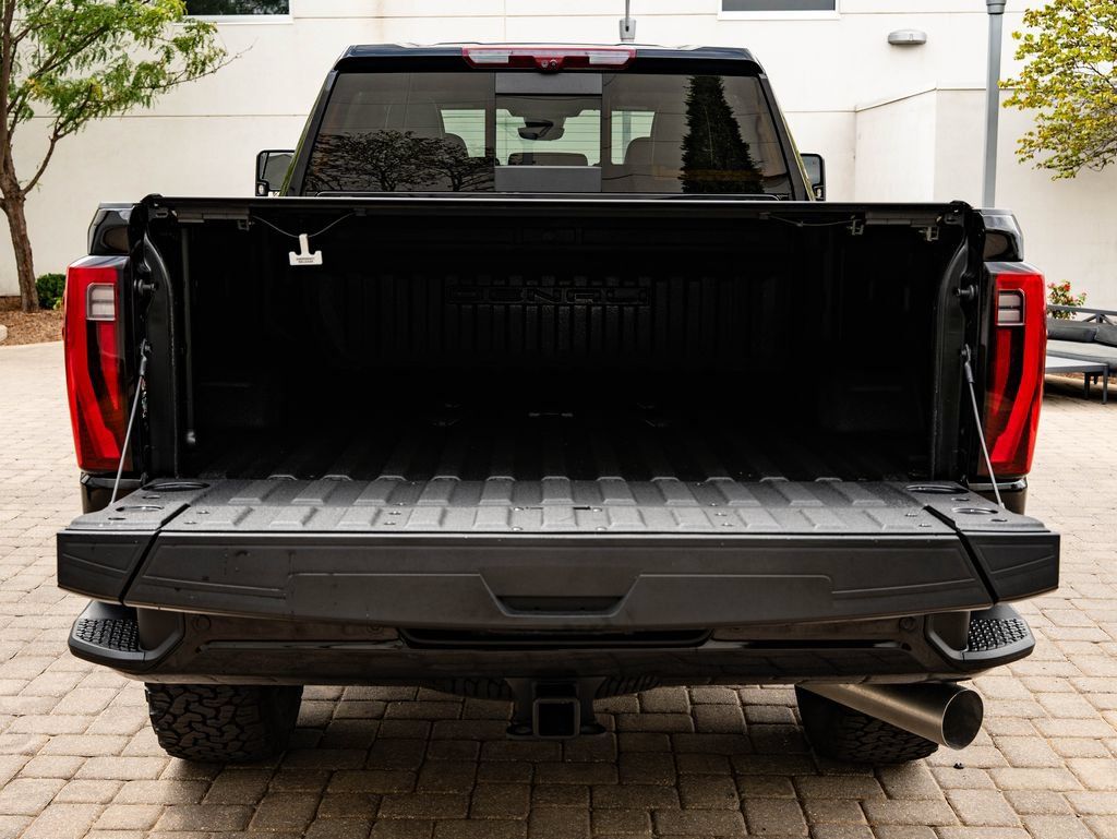 Used 2024 GMC Sierra 2500 Denali Ultimate w/ Max Trailering Package AWD/4WD image 23