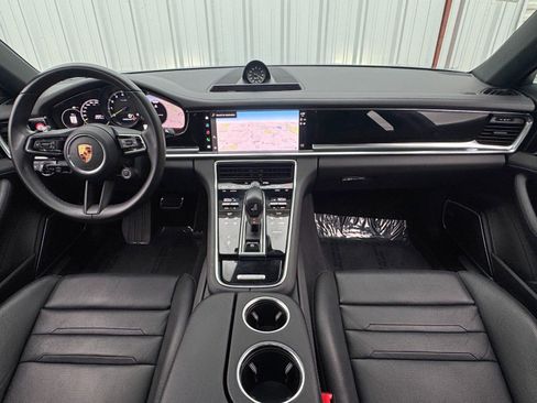 Used 2022 Porsche Panamera 4 image 13