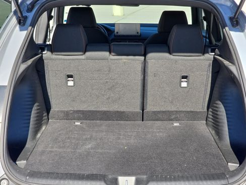 Used 2023 Honda HR-V Sport image 12