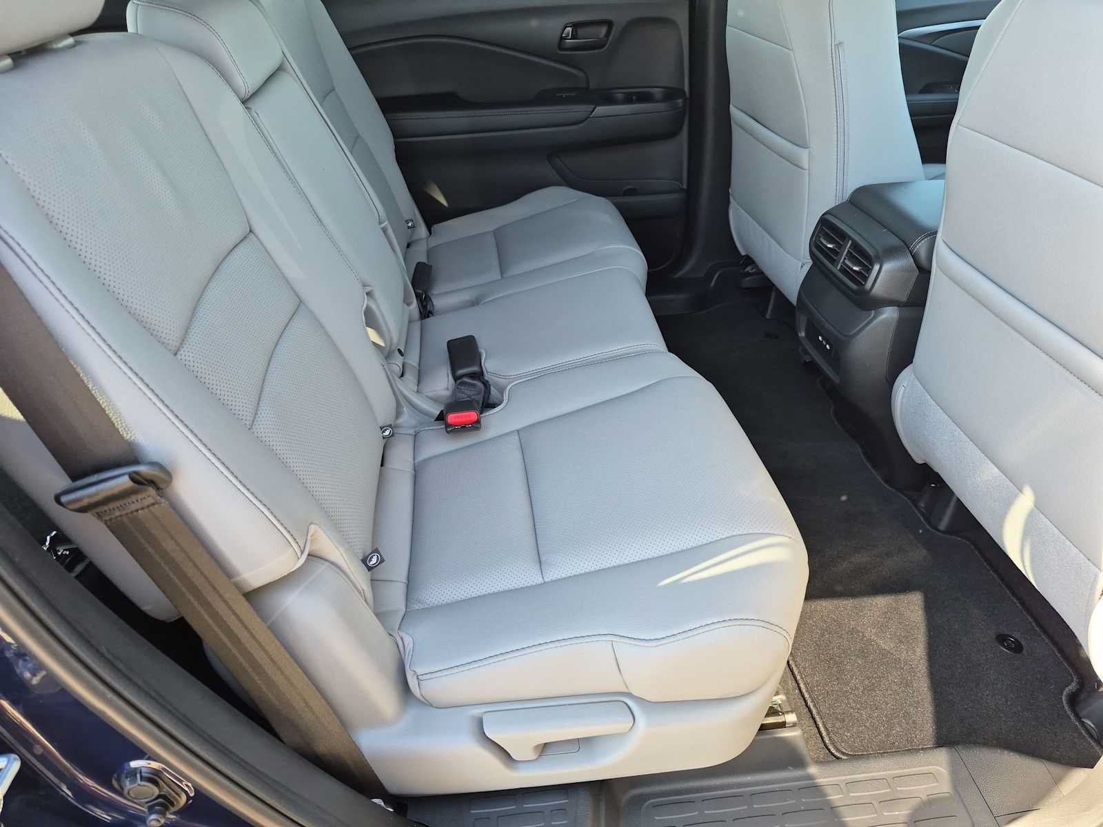 Certified 2024 Honda Passport EX-L image 21