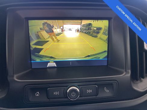 Used 2019 Chevrolet Colorado W/T w/ Custom Special Edition image 18