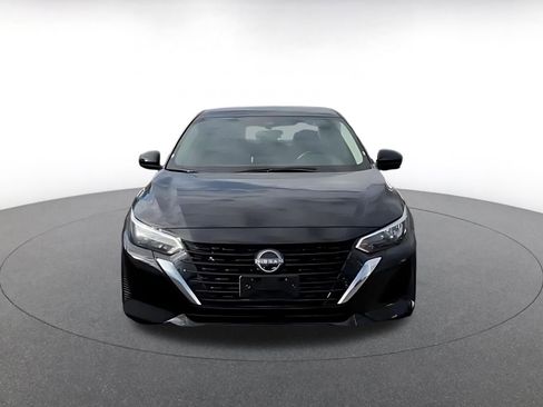 Used 2025 Nissan Sentra SV image 4