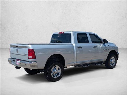 Used 2018 RAM 2500 Tradesman w/ Chrome Appearance Group AWD/4WD image 5