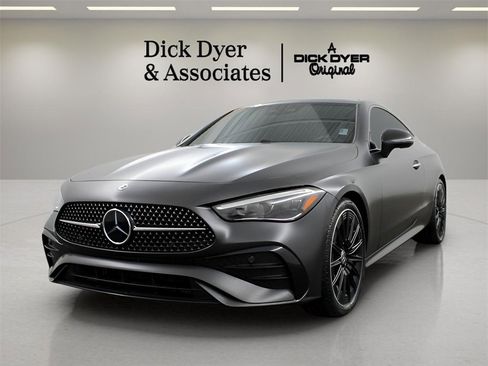 Used 2024 Mercedes-Benz CLE 300 4MATIC Coupe image 12