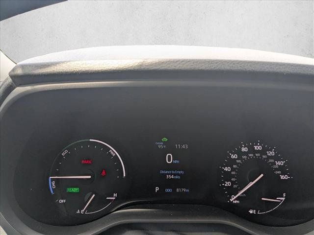 Used 2024 Toyota Sienna LE FWD image 10