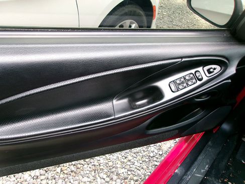 Used 1995 Ford Mustang GT image 12