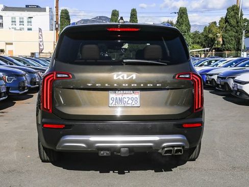Used 2022 Kia Telluride SX w/ Towing Package image 9