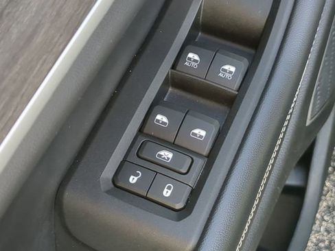 Used 2021 Jeep Grand Cherokee L Limited image 22