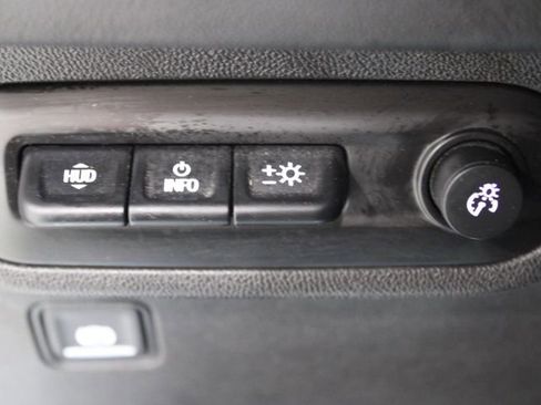 Certified 2022 GMC Terrain SLT w/ Tech Package image 42