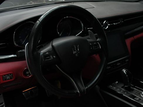 Used 2017 Maserati Quattroporte GTS GranSport RWD image 24