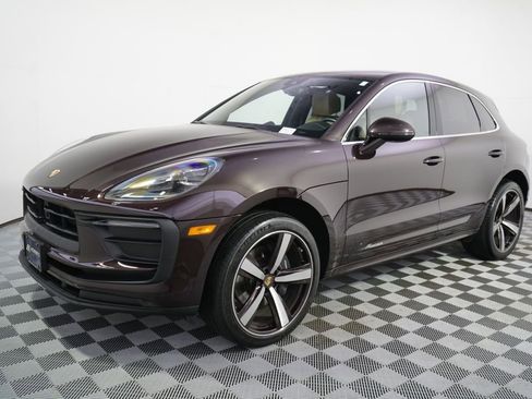 Used 2023 Porsche Macan Turbo AWD/4WD image 2