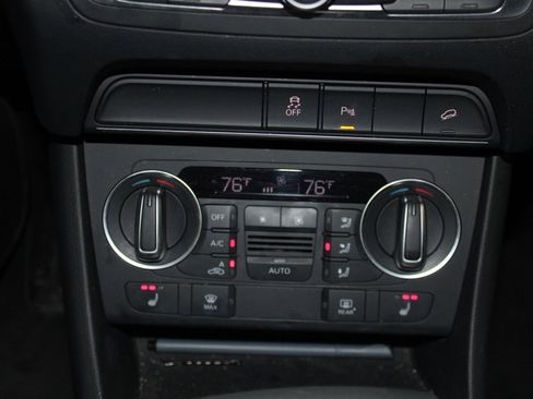 Used 2018 Audi Q3 2.0T Premium image 30