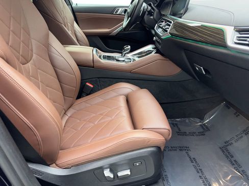 Used 2023 BMW X6 xDrive40i w/ M Sport Package image 45