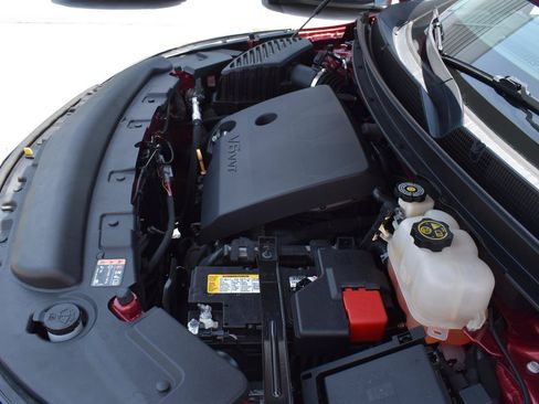 Used 2020 Buick Enclave Essence AWD/4WD image 24
