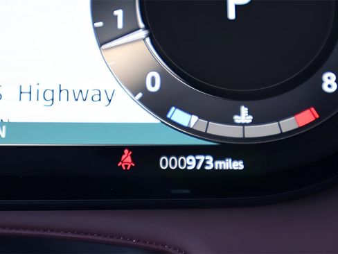 Used 2025 Land Rover Range Rover Sport Dynamic SE image 22