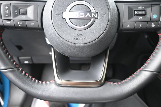 Certified 2025 Nissan Kicks SR AWD/4WD image 16