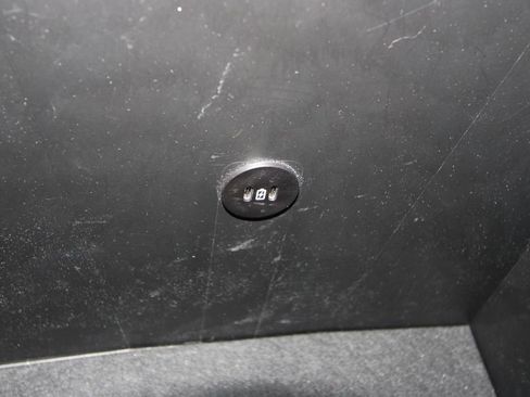 Used 2024 Ford F350 Limited w/ FX4 Off-Road Package image 27