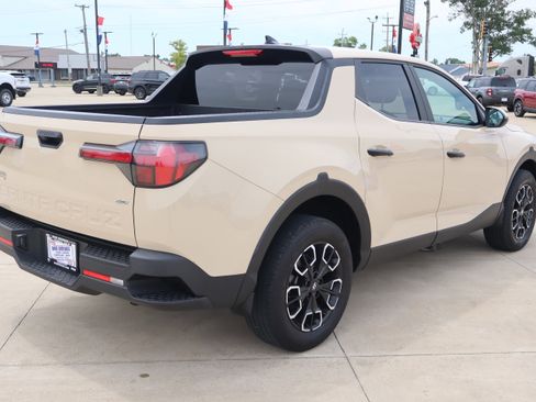 Used 2022 Hyundai Santa Cruz SEL w/ Launch Package AWD/4WD image 6