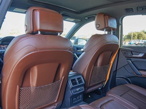 Used 2019 Audi Q5 2.0T Premium Plus w/ Premium Plus Package image 28