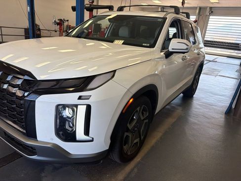 Used 2024 Hyundai Palisade SEL AWD/4WD image 4