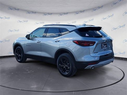 New 2025 Chevrolet Blazer LT w/ Convenience Package image 3