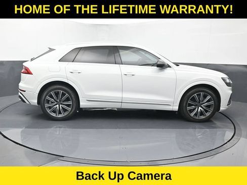 Used 2023 Audi SQ8 Prestige AWD/4WD image 7