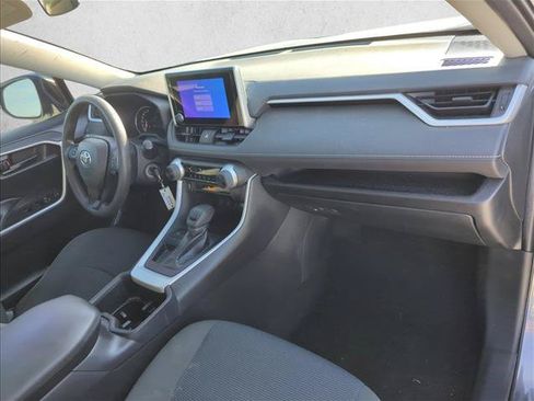 Used 2023 Toyota RAV4 LE FWD image 26