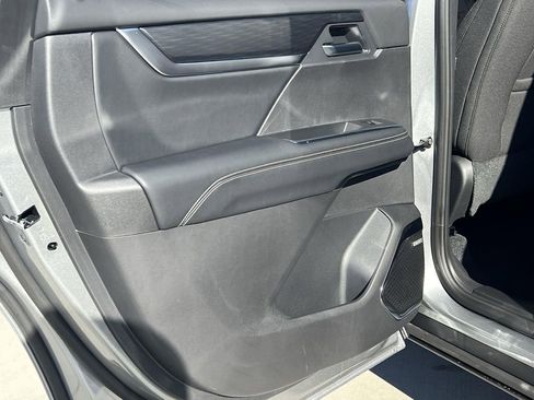 New 2026 GMC Acadia Elevation image 24