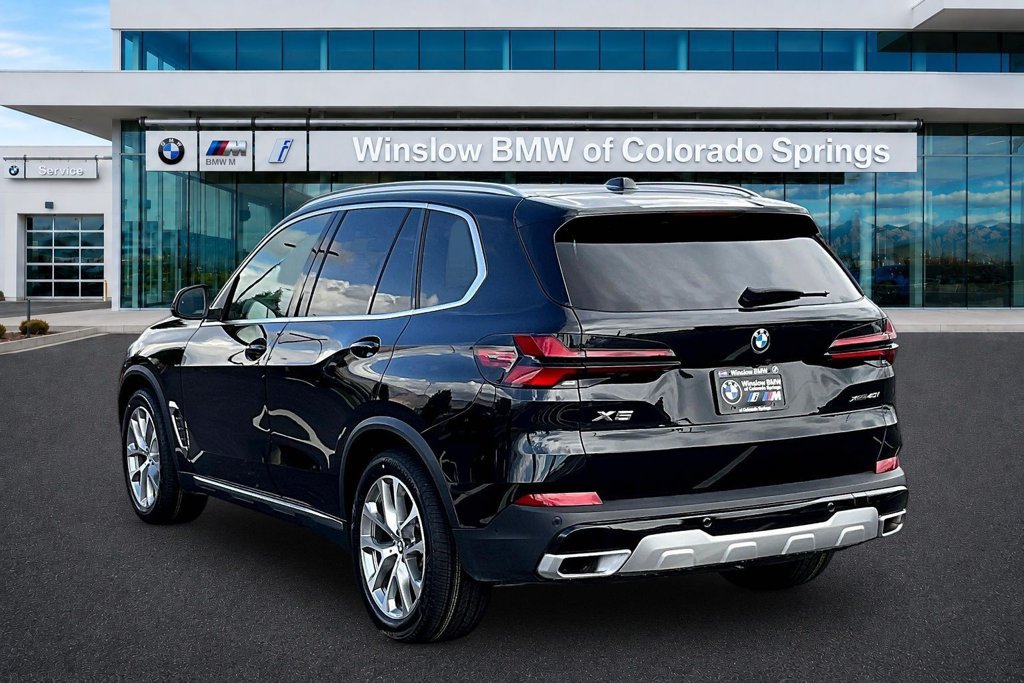 Used 2024 BMW X5 xDrive40i w/ Premium Package AWD/4WD image 4
