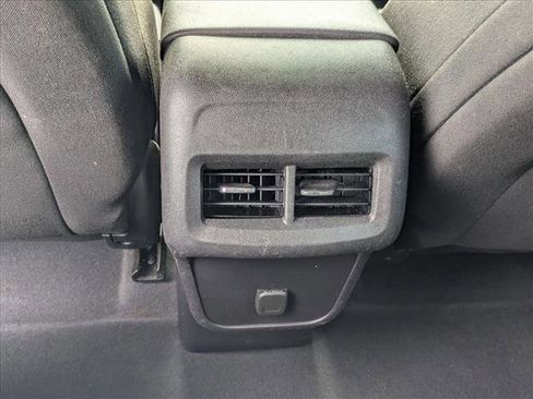 Used 2018 Chevrolet Equinox LS FWD image 14
