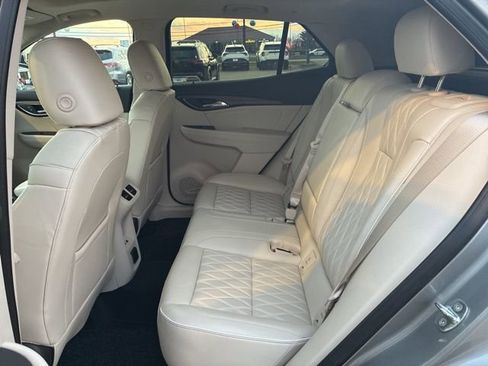 Used 2023 Buick Envision Avenir image 20