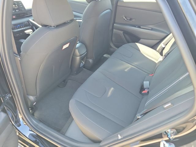 New 2026 Hyundai Elantra Sport FWD image 22