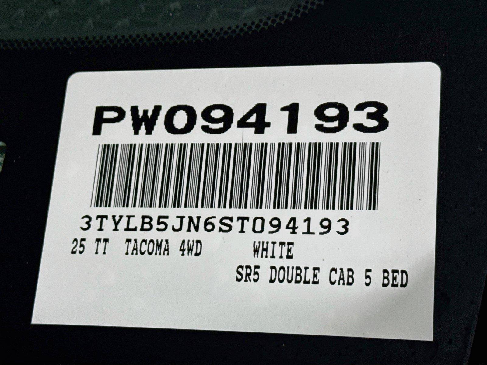 Certified 2025 Toyota Tacoma SR5 AWD/4WD image 45