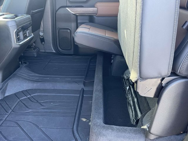 Used 2022 Chevrolet Silverado 3500 High Country w/ Z71 Off-Road Package AWD/4WD image 11
