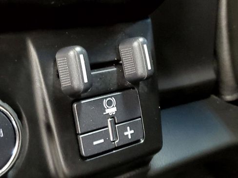 Used 2020 GMC Yukon Denali w/ Denali Ultimate Black Edition image 35