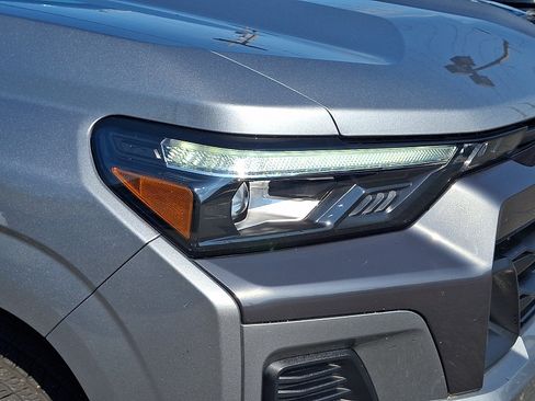 Used 2024 Chevrolet Colorado LT w/ LT Convenience Package III RWD image 9