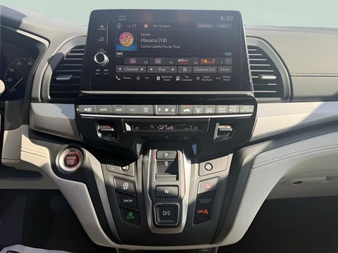 Certified 2026 Honda Odyssey EX-L image 18
