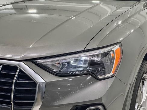 Used 2019 Audi Q3 2.0T Premium AWD/4WD image 7