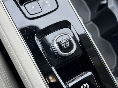 New 2026 Volvo XC90 B6 Ultra w/ Protection Package AWD/4WD image 26