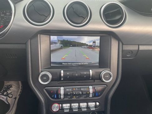 Used 2018 Ford Mustang Premium RWD image 21