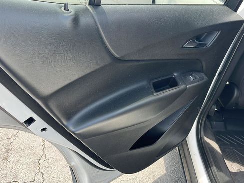 Used 2018 Chevrolet Equinox LT AWD/4WD image 19
