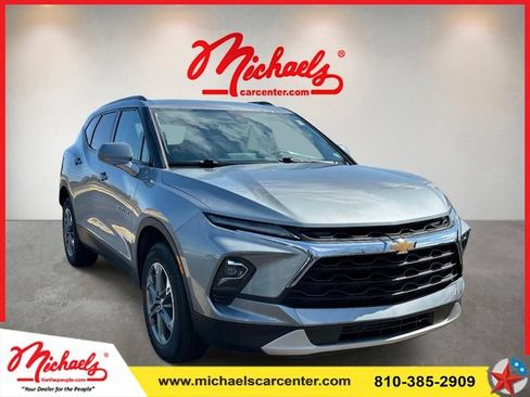 Used 2023 Chevrolet Blazer LT w/ Convenience Package FWD image 1