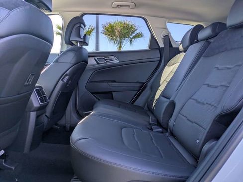 New 2026 Kia Sportage SX FWD image 14