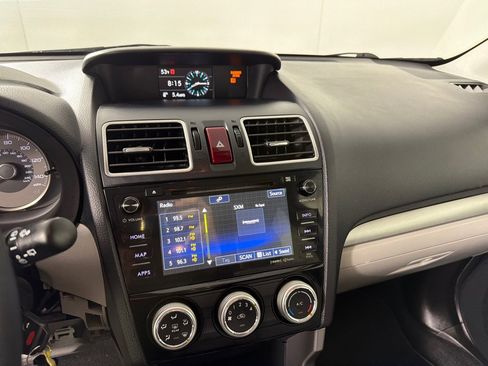 Used 2016 Subaru Forester 2.5i Premium AWD/4WD image 17