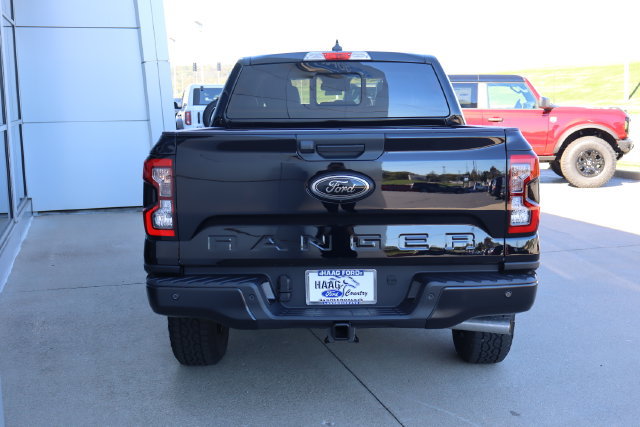 New 2026 Ford Ranger Lariat w/ Black Appearance Package AWD/4WD image 4